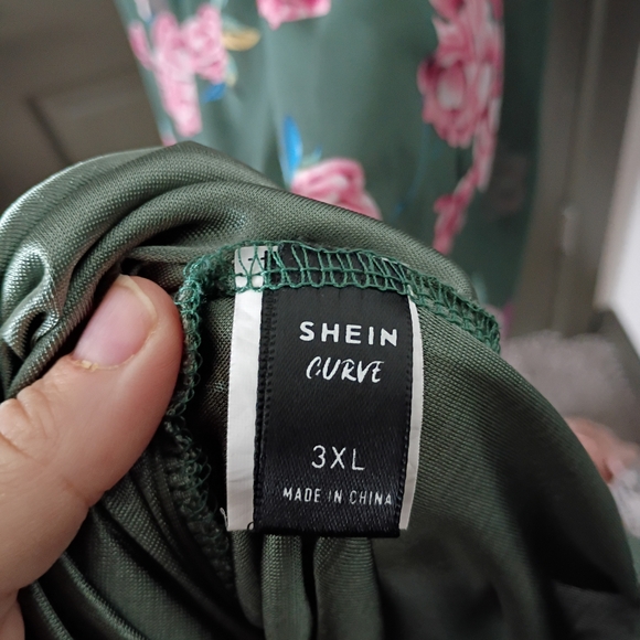 Floral Green 3x  Dress - Picture 3 of 5